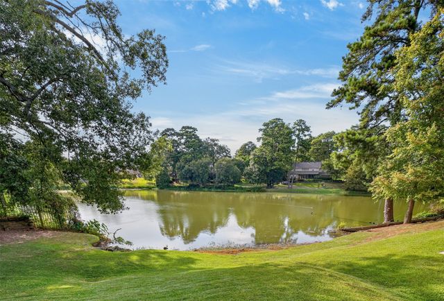18 Beaux Rivages Drive, Shreveport, LA 71106
