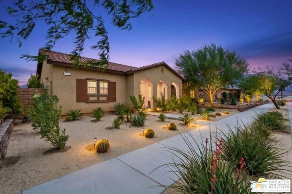 67377 Rio Naches Road, Cathedral City, CA 92234
