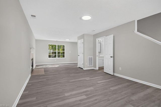 121 Sheppard DR, Williamsburg, VA 23185