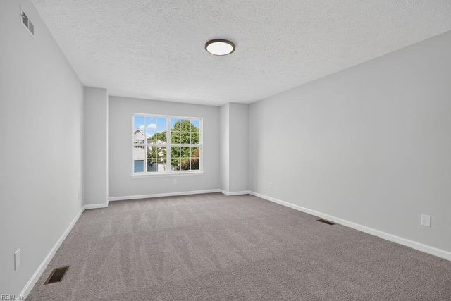 121 Sheppard DR, Williamsburg, VA 23185