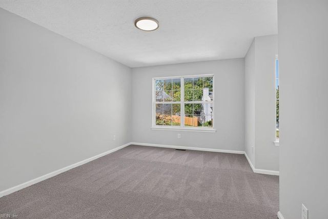 121 Sheppard DR, Williamsburg, VA 23185