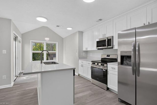 121 Sheppard DR, Williamsburg, VA 23185