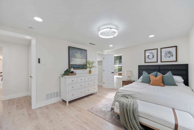 9231 Pinewood Drive, Dallas, TX 75243