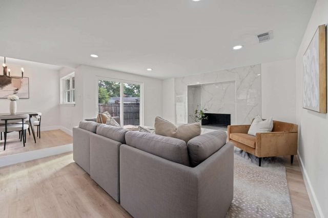 9231 Pinewood Drive, Dallas, TX 75243