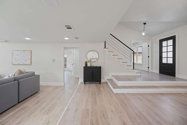 9231 Pinewood Drive, Dallas, TX 75243