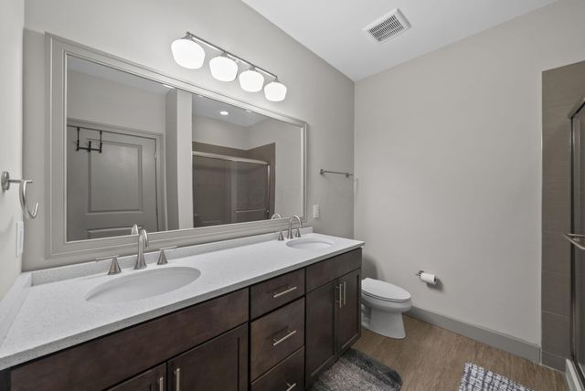 51 N High Street, 607, Columbus, OH 43215