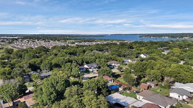 5409 Sun Valley Drive, Fort Worth, TX 76119