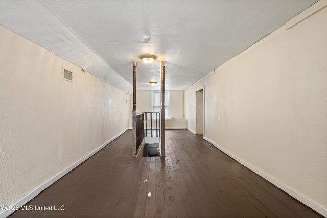 3304 W Railroad Street, Gulfport, MS 39501