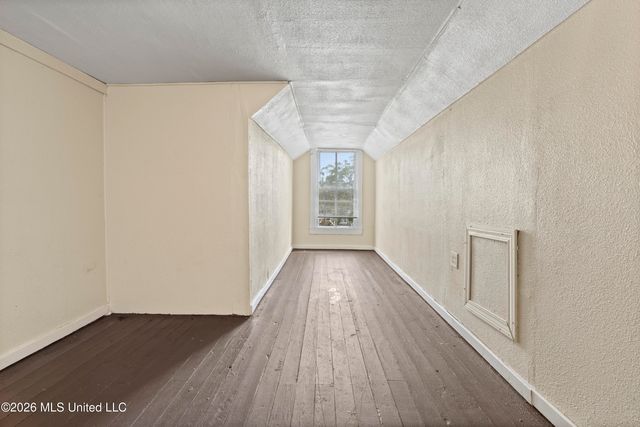 3304 W Railroad Street, Gulfport, MS 39501