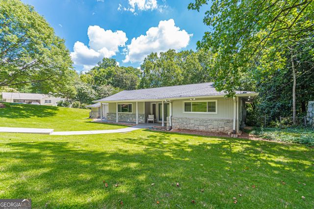 4523 Runnemede Road NW, Atlanta, GA 30327