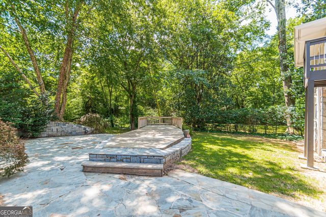 4523 Runnemede Road NW, Atlanta, GA 30327