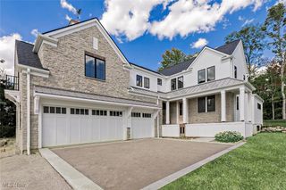 207 S Main Street, Chagrin Falls, OH 44022