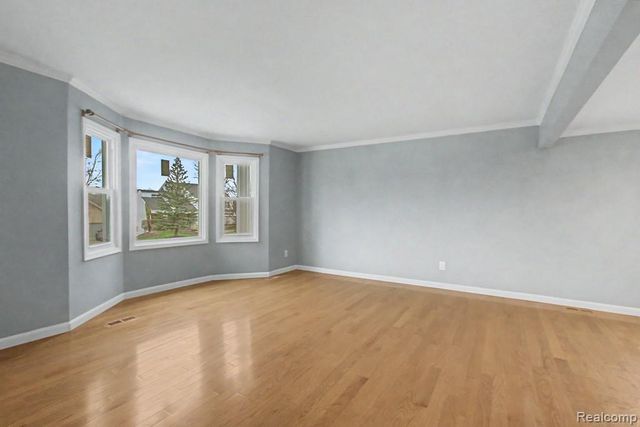 5394 Pond Bluff Drive, West Bloomfield, MI 48323