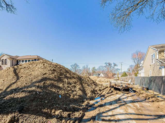 1397 Hazel Street, Birmingham, MI 48009