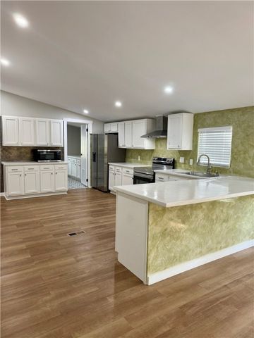 199 Keith Drive, Brunswick, GA 31523