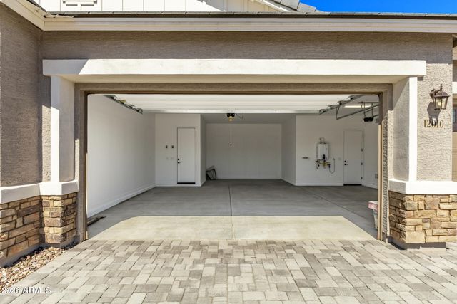 12010 W MARGUERITE Avenue, Avondale, AZ 85323