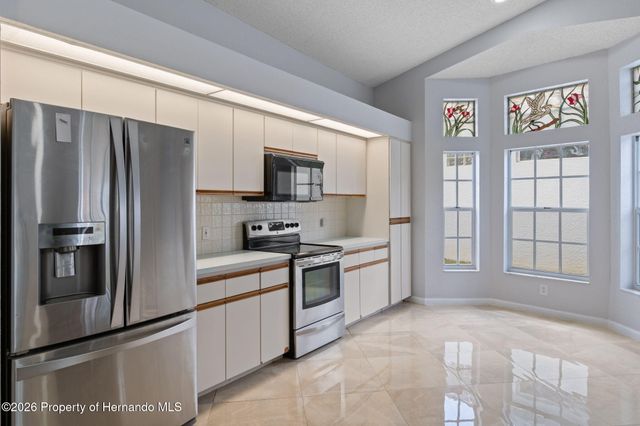 9151 Rhett Lane, Weeki Wachee, FL 34613