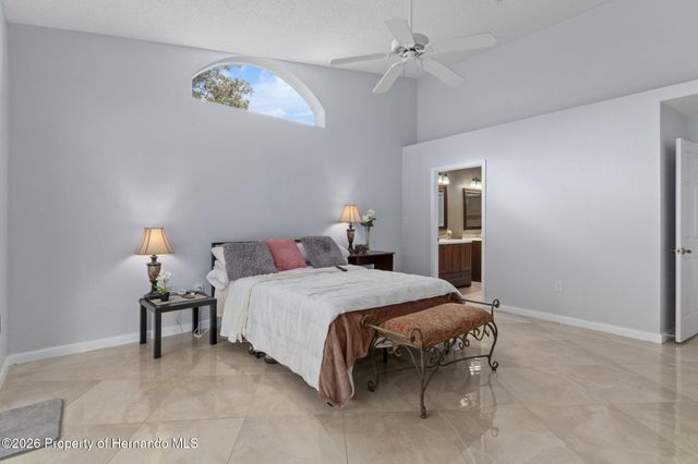 9151 Rhett Lane, Weeki Wachee, FL 34613