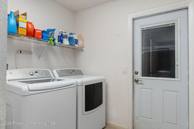 9151 Rhett Lane, Weeki Wachee, FL 34613