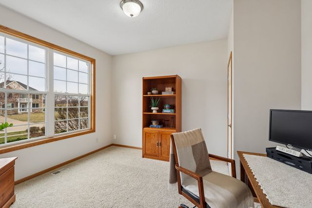 8832 Kingman Drive, West Des Moines, IA 50266