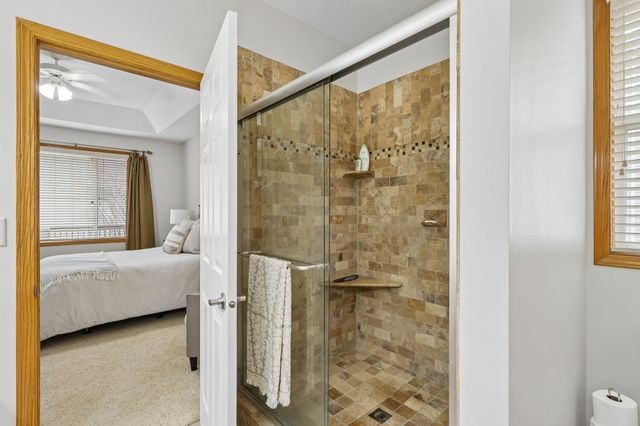 8832 Kingman Drive, West Des Moines, IA 50266