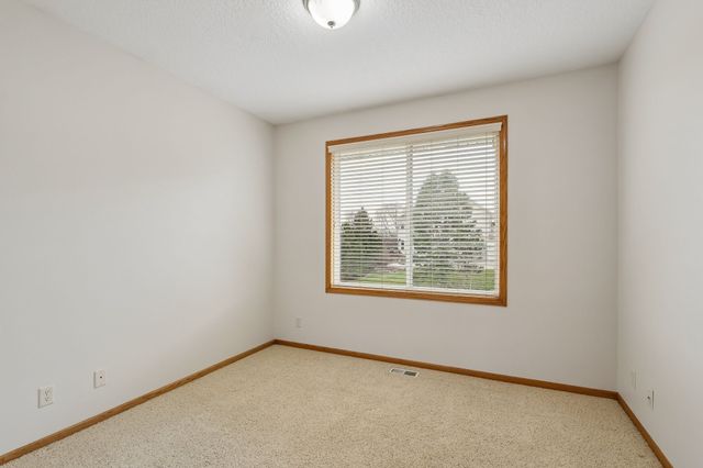 8832 Kingman Drive, West Des Moines, IA 50266