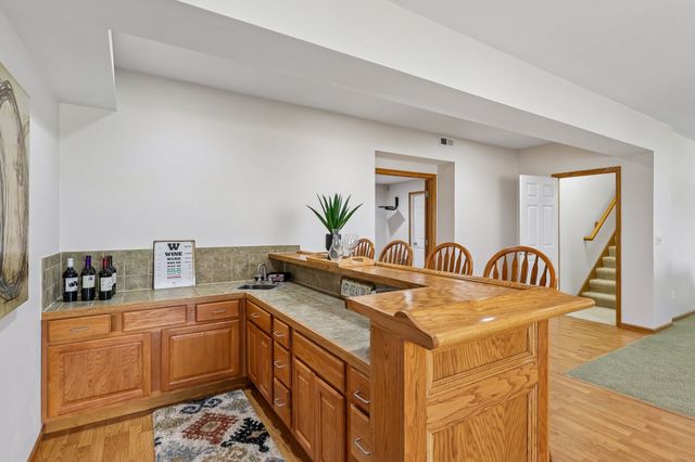 8832 Kingman Drive, West Des Moines, IA 50266