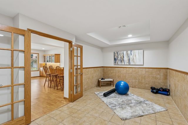 8832 Kingman Drive, West Des Moines, IA 50266