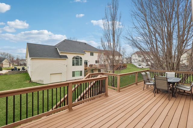 8832 Kingman Drive, West Des Moines, IA 50266