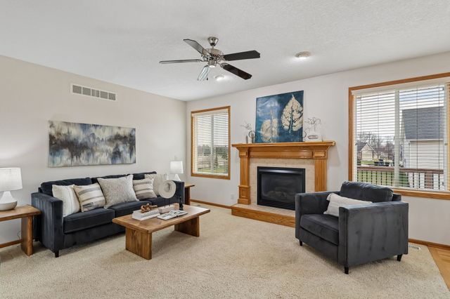 8832 Kingman Drive, West Des Moines, IA 50266