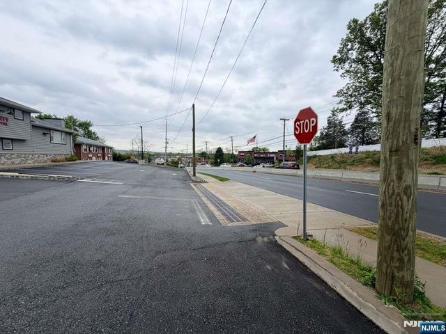 1310 Hamburg Turnpike, Wayne, NJ 07470