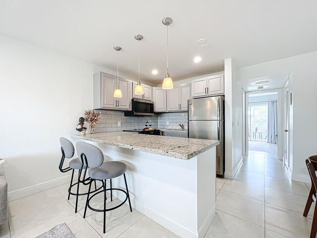 410 Chatham T, West Palm Beach, FL 33417