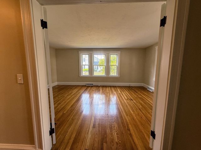 29 Pitts Street 1, Natick, MA 01760