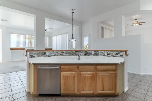 1239 North Hollywood Boulevard, Las Vegas, NV 89110