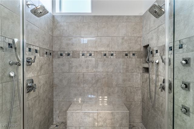 1239 North Hollywood Boulevard, Las Vegas, NV 89110