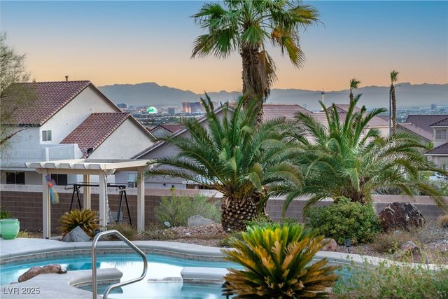 1239 North Hollywood Boulevard, Las Vegas, NV 89110