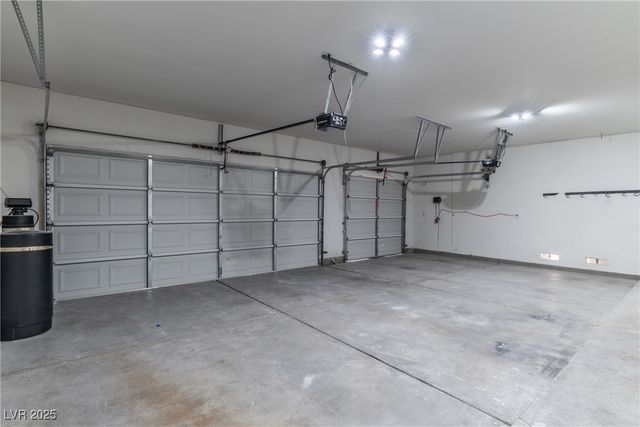 1239 North Hollywood Boulevard, Las Vegas, NV 89110