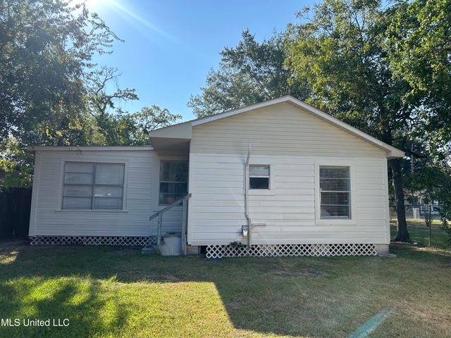 208 Keller Avenue, Biloxi, MS 39530