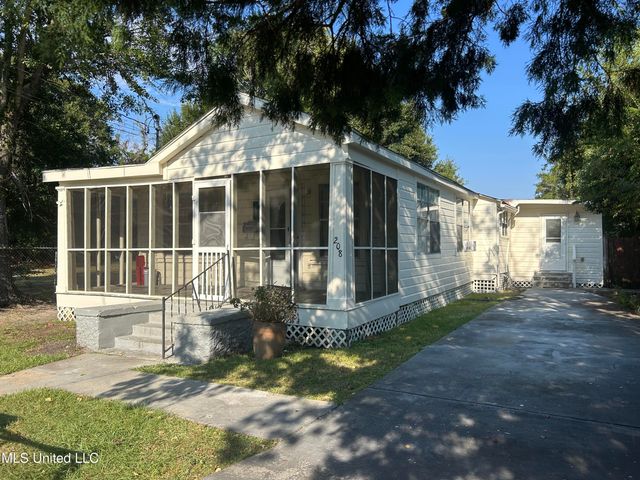 208 Keller Avenue, Biloxi, MS 39530