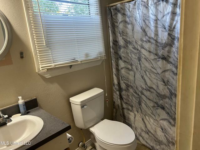 208 Keller Avenue, Biloxi, MS 39530