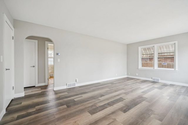 2835 Blaine AVENUE, Racine, WI 53405