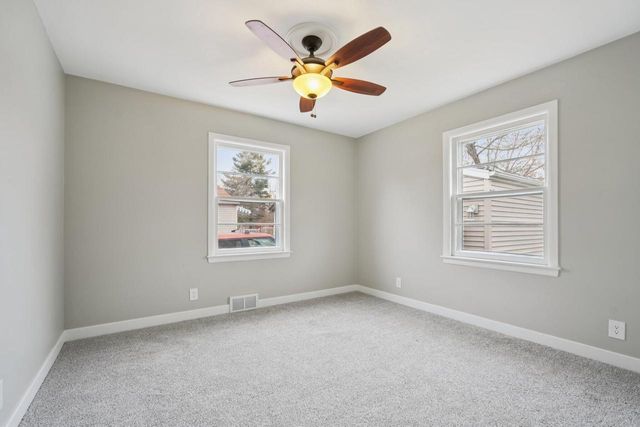 2835 Blaine AVENUE, Racine, WI 53405