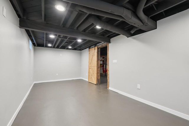 2835 Blaine AVENUE, Racine, WI 53405