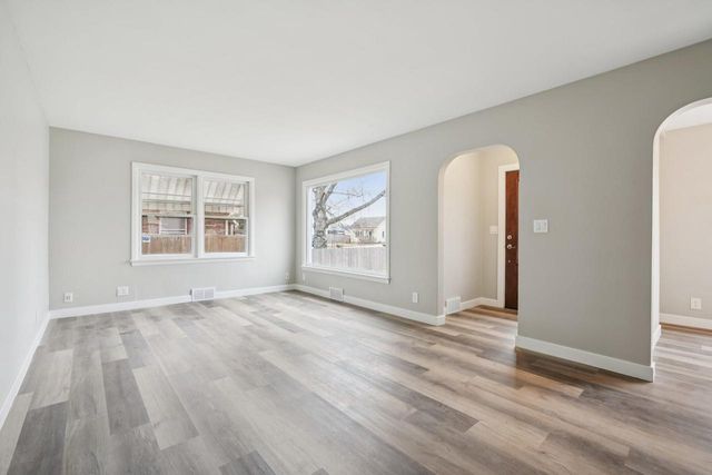 2835 Blaine AVENUE, Racine, WI 53405