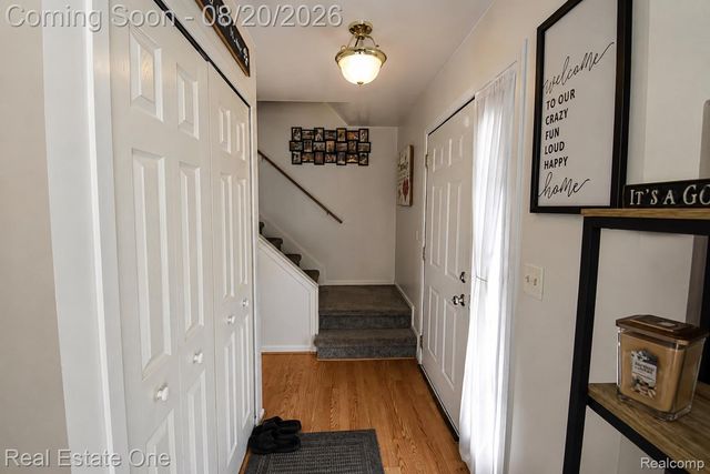 22103 Cherrylawn Drive, Brownstown Charter Township, MI 48134
