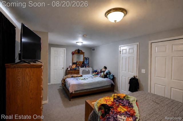 22103 Cherrylawn Drive, Brownstown Charter Township, MI 48134