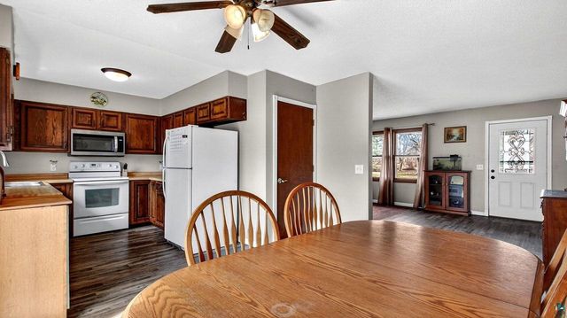 308 Russell Ct, Unknown, WI 54028