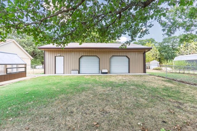 105 Camaron Drive, Shawnee, OK 74804
