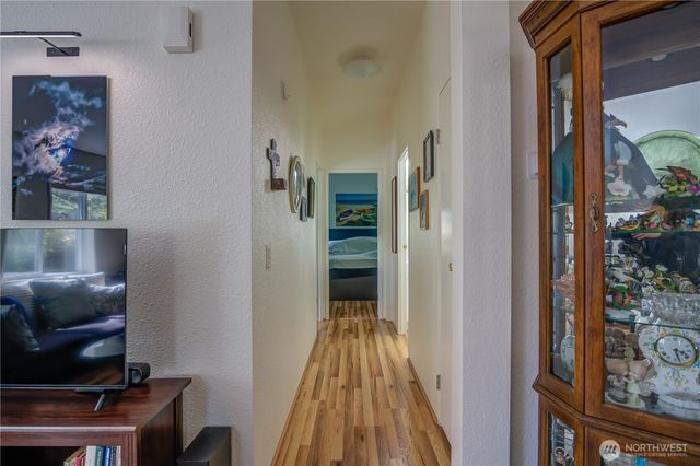 51 N Silver Lane N, Hoodsport, WA 98548