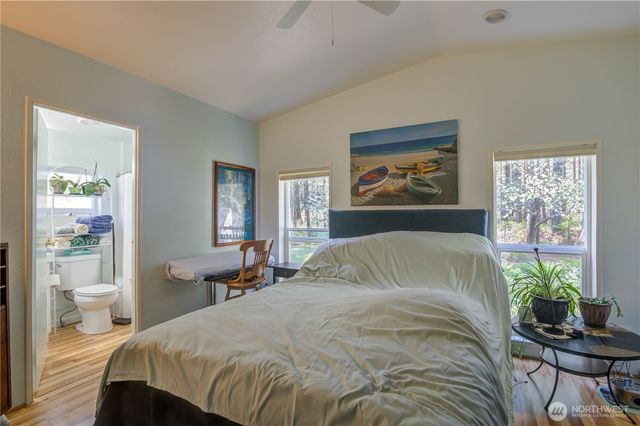51 N Silver Lane N, Hoodsport, WA 98548